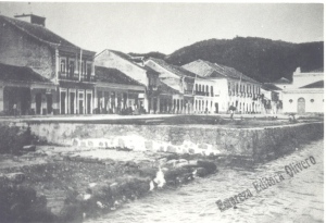 Rua Francisco Tolentino - 1910 /  Banco de imagens da Casa da Memória de Florianópolis - SC.